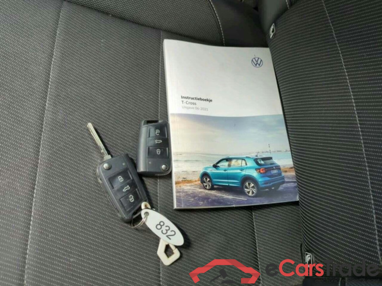 VOLKSWAGEN T-Cross 1.0 TSI Life #5