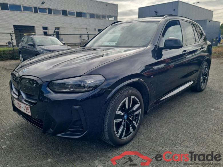 BMW IX3 80KWH AUTO