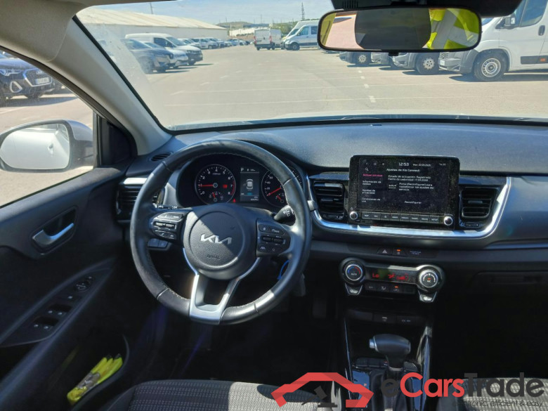 KIA Stonic / 2017 / 5P / todoterreno 1.0 T-GDi 88kW (120CV) MHEV Drive DCT #6