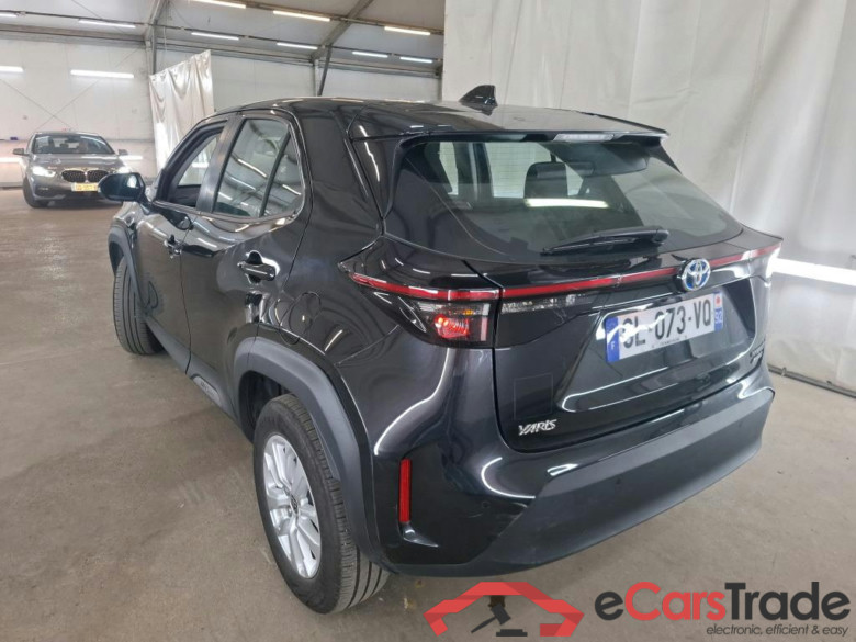 TOYOTA Yaris Cross Hybride / 2021 / 5P / SUV 1.5 HYBRID 116H DYNAMIC BUSINESS BEY AWD #2