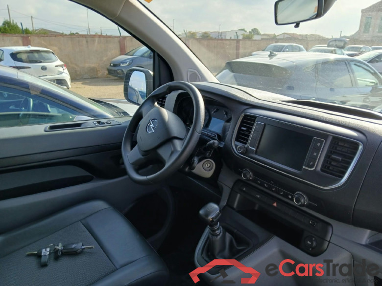 OPEL Vivaro / 2019 / 4P / furgón 2.0 Diésel 110kW (150CV) M Std Select #3