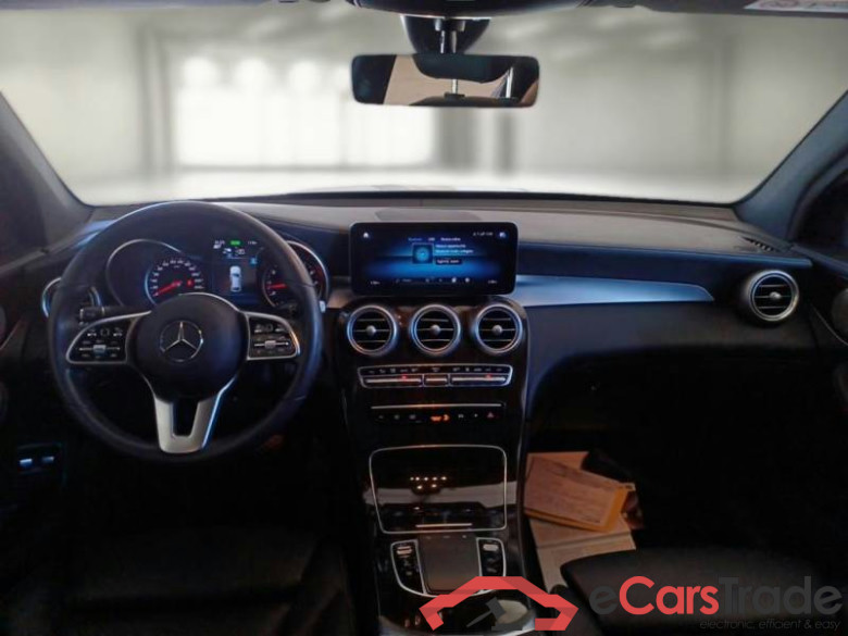 Mercedes GLC 300e Coupe Plug-In Hybrid 4Matic Aut. Pano LED Navi Sport-Leather KeylessGo Camera Klima PDC ... #6