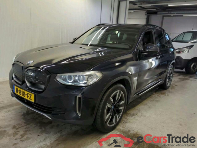 BMW iX3 Executive #1