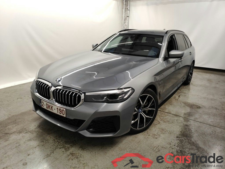 BMW 5 Reeks Touring 530e 215kW xDrive Auto 5d