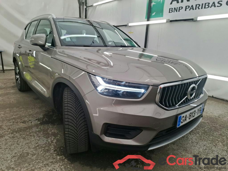 VOLVO XC40 / 2017 / 5P / SUV Recharge T4 211 DCT7 Inscription Busi #5