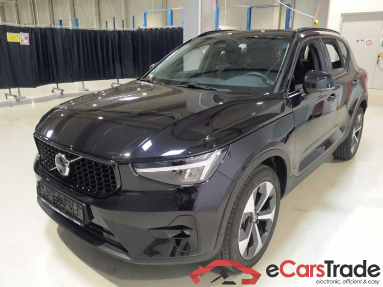 Volvo XC40 (2017->) DE - SUV5 B4 2WD EU6d, Plus Dark, (Facelift) 2022 - 2024
