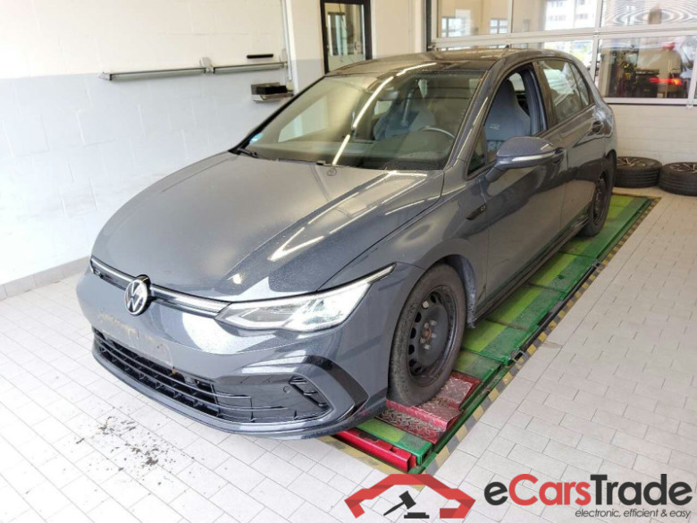 Volkswagen Golf VIII Lim. (CD1)(12.2019->2024) DE - LimS5 1.5 TSI EU6d, R-Line OPF, 2020 - 2024 #1