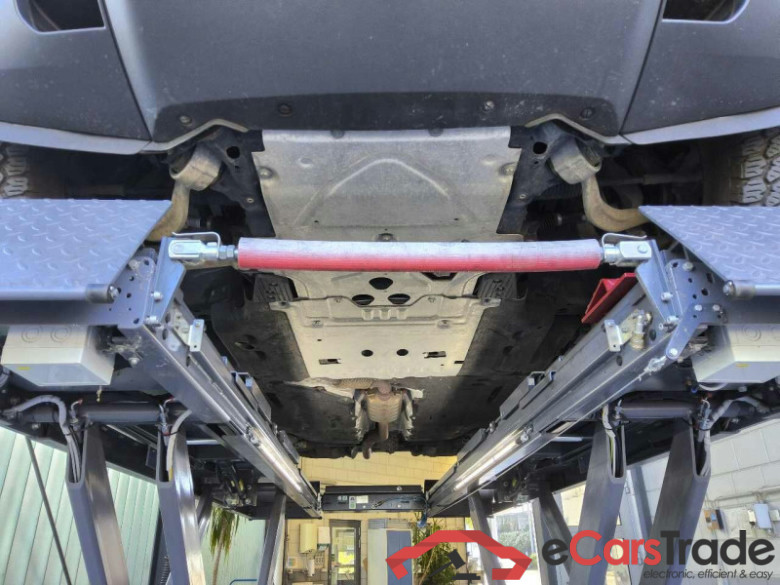 Land Rover Defender (L663)(09.2019->) DE - SUV5 110 P400e 2.0 Plug-In-Hybrid EU6d, 2020 - 2023 #5