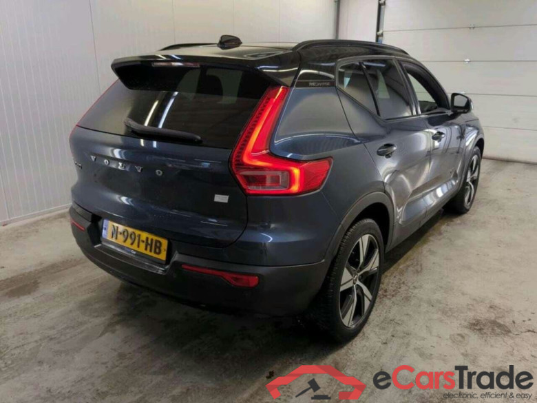VOLVO XC40 Recharge Twin Pro #2