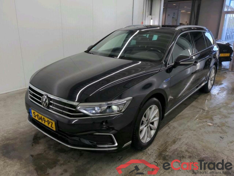 VOLKSWAGEN Passat Variant 1.4 TSI PHEV GTE Bns