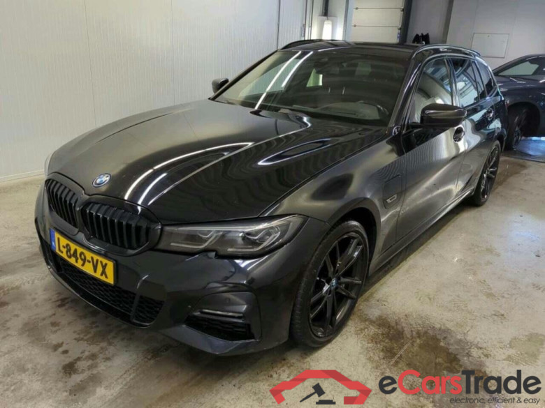 BMW 3-serie Touring 320e Bns Ed.P #1