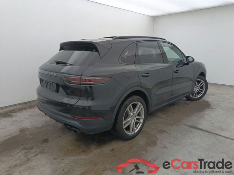 PORSCHE CAYENNE - 2018 3.0 Turbo V6 340 Tiptronic S (EU6d-TEMP) 5d #2