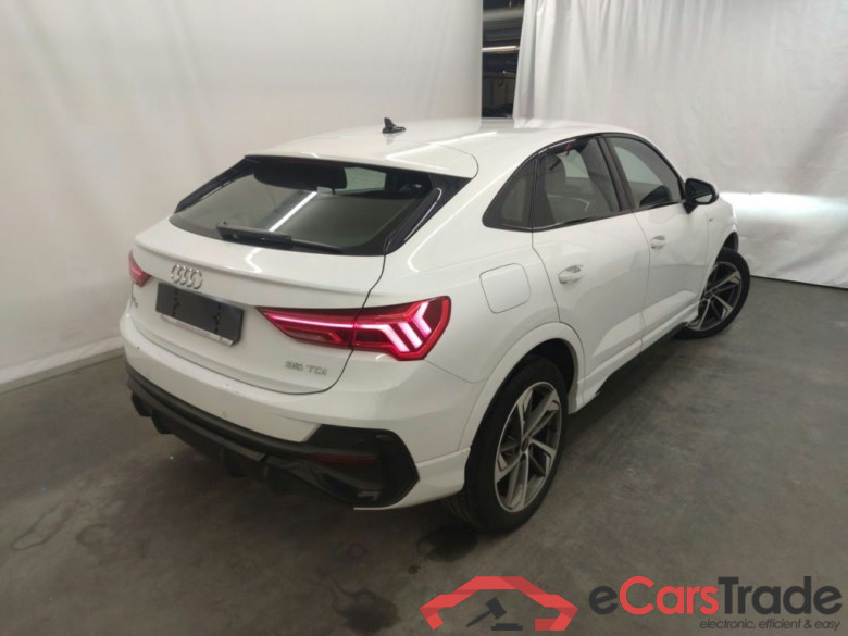 Audi Q3 Sportback 35 TDI S tronic S Line Business Ed 5d #2