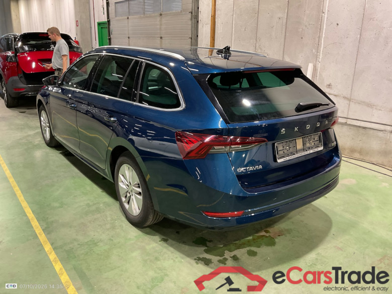 SKODA OCTAVIA COMBI 1.0 TSI MHEV 81KW DSG CLEVER #3