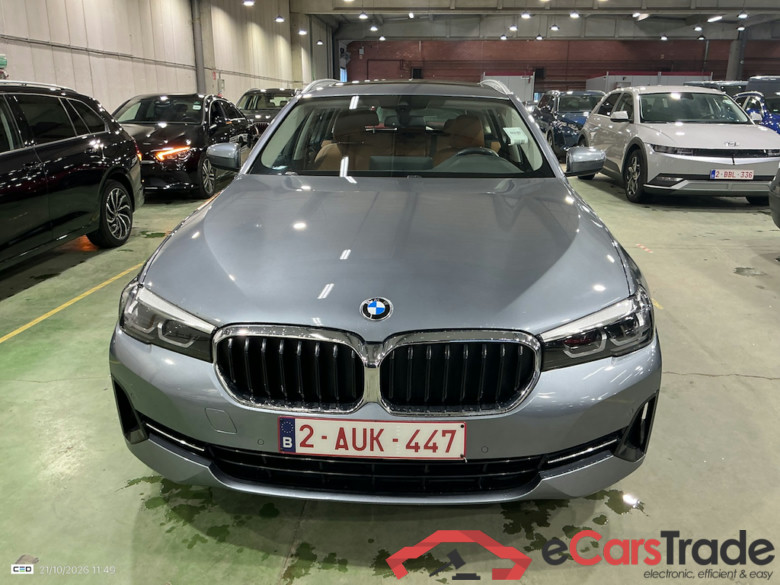 BMW 5 SERIES TOURING 2.0 518D 100KW TOURING AUTO #2