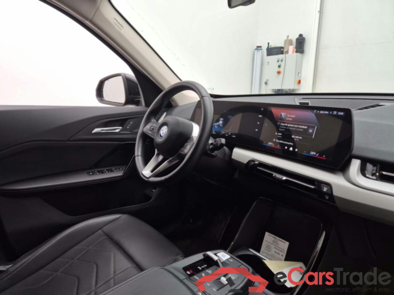 BMW IX1 EDRIVE20 67 KWH #3