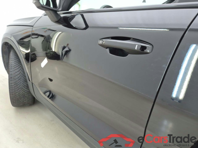 VOLVO XC40 RECHARGE CORE #4