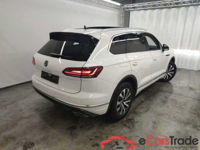 VOLKSWAGEN TOUAREG DIESEL - 2018 3.0 TDi 231 V6 SCR 4Mo Elegance Tipt.(EU6AP) 5d #2