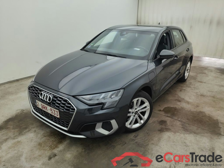 Audi A3 Sportback 1.4 40 TFSI e Advanced 5d #1