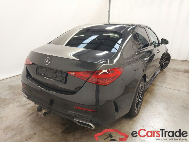 Mercedes-Benz C-Klasse Berline C 300 e AMG Line 4d #2