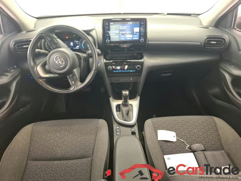 TOYOTA Yaris Cross Hybride / 2021 / 5P / SUV 1.5 HYBRID 116H DYNAMIC BUSINESS BEY AWD #5