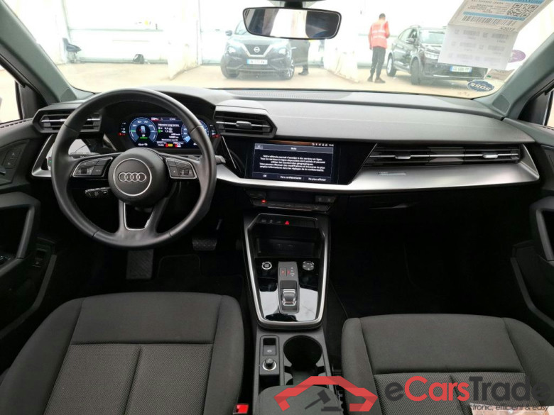 AUDI A3 Sportback / 2020 / 5P / Berline 40 TFSI e 204 S Tronic SB #6