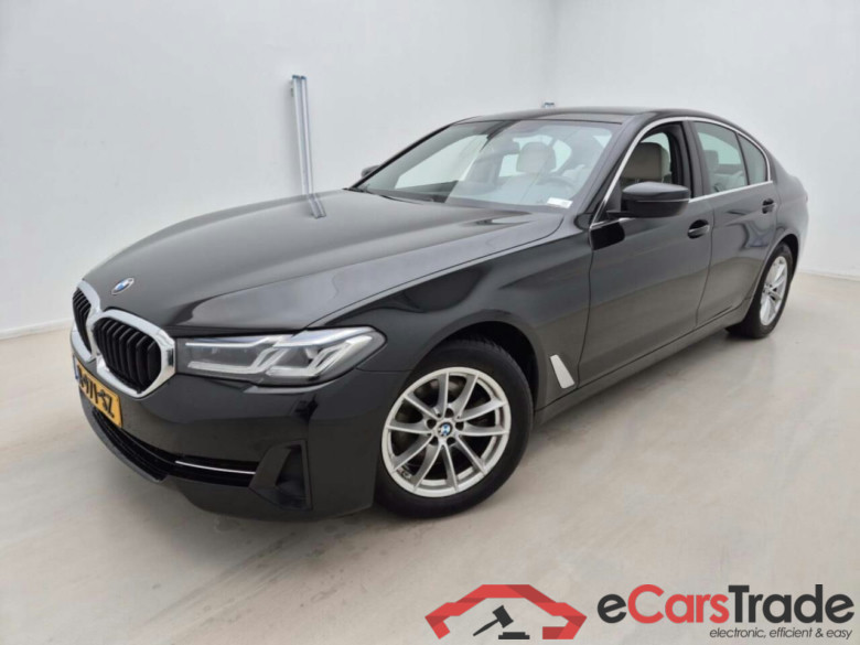 BMW 5-serie 520i Bns Edit.+