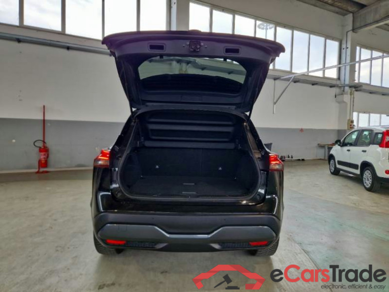 NISSAN QASHQAI / 2021 / 5P / CROSSOVER 1.3 MHEV 140 N-CONNECTA #5