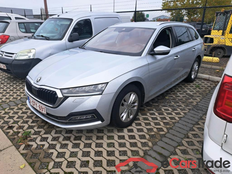 SKODA Octavia 2.0 CRTDI 110KW DSG7 CLEVER