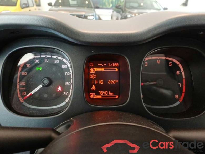 FIAT PANDA / 2011 / 5P / BERLINA 1.0 70CV SeS HYBRID CITY LIFE #4
