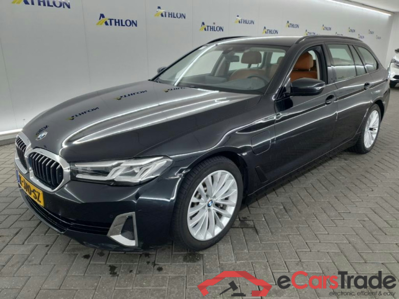 BMW 5-serie Touring 530e 5D 215kW #1