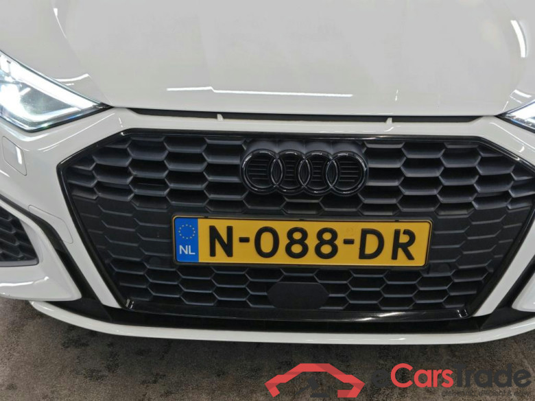 Audi A3 Limousine 30 TFSI S tronic S edition 4d + Optiekpakket Zwart #5