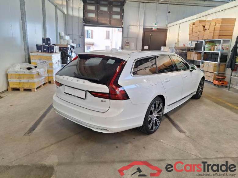 VOLVO V90 / 2020 / 5P / STATION WAGON B4 D AUTOMATICO ULTIMATE BRIGHT #2
