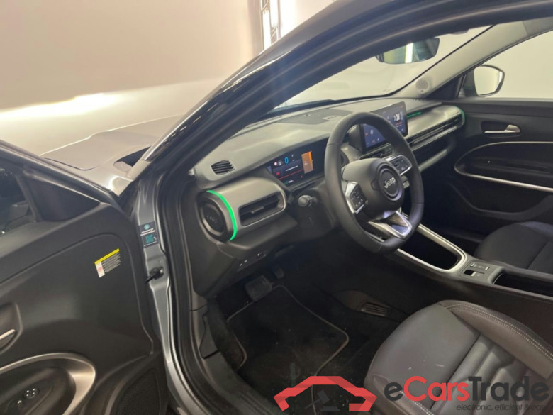 Jeep AVENGER 1.2 e-Hybrid Summit #5