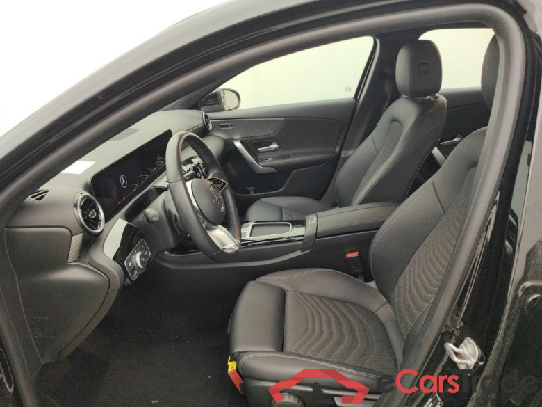 Mercedes-Benz Classe A A 180 Business Line 5d #3