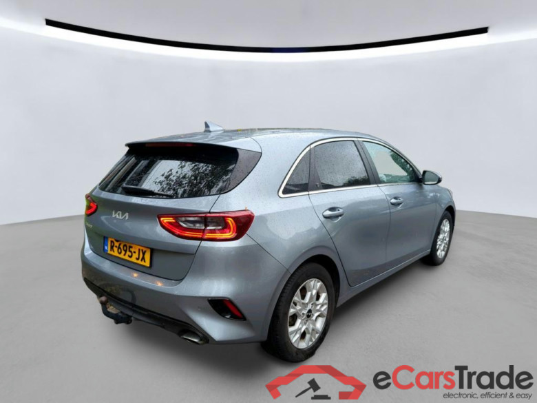 KIA CEE D 117 kW #6