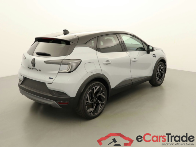 Renault Captur Esprit Alpine E-Tech Hybrid 160 #2