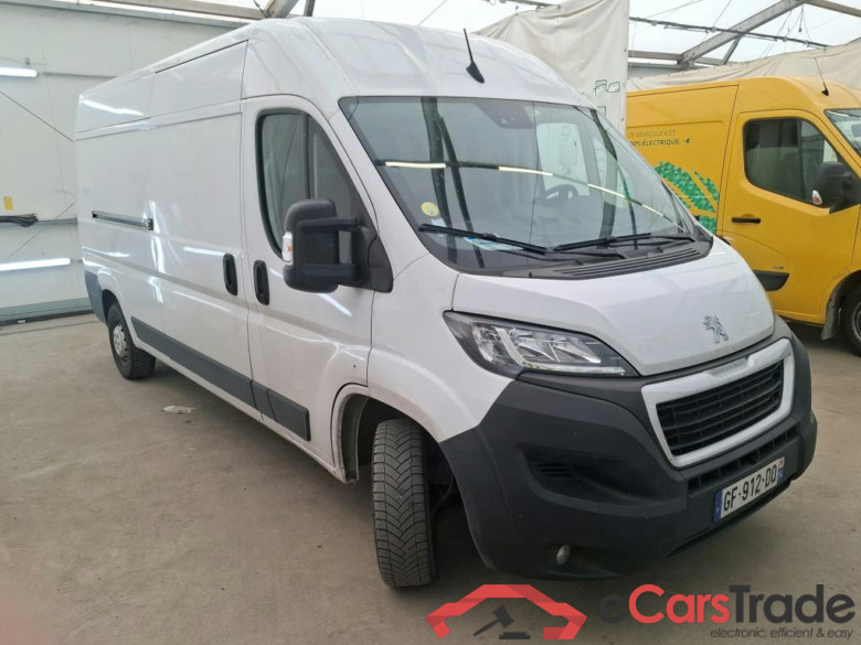 PEUGEOT Boxer / 2014 / 4P / Fourgon tôlé BlueHDi 120 S&S ASPHALT 335 L3H2 #4