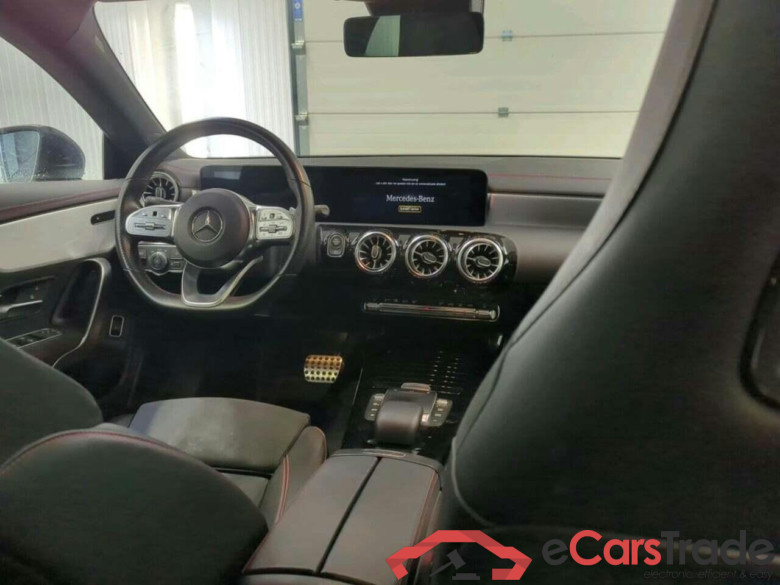 MERCEDES-BENZ CLA-klasse 200 d Bns Solut. AMG #3