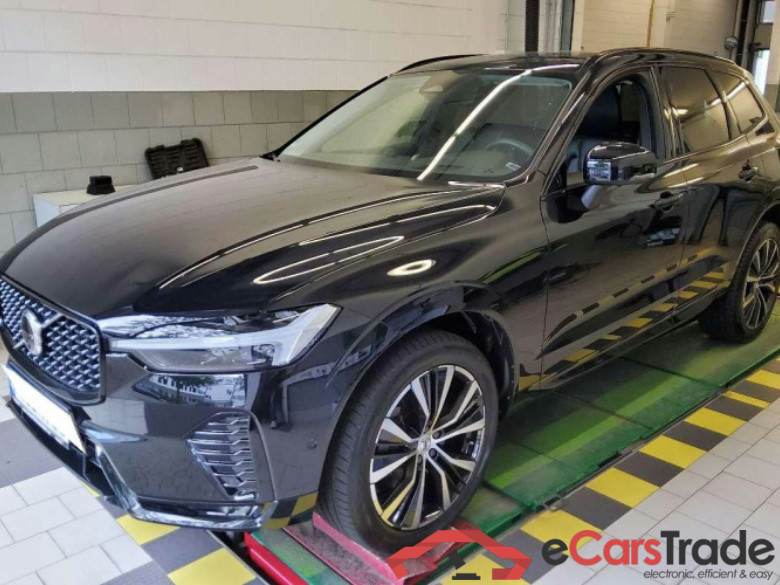 Volvo XC60 (03.2017->) DE - SUV5 B5 (Benzin) AWD EU6d, Ultimate Dark Mild-Hybrid, (Facelift) 2022 - 202 #1