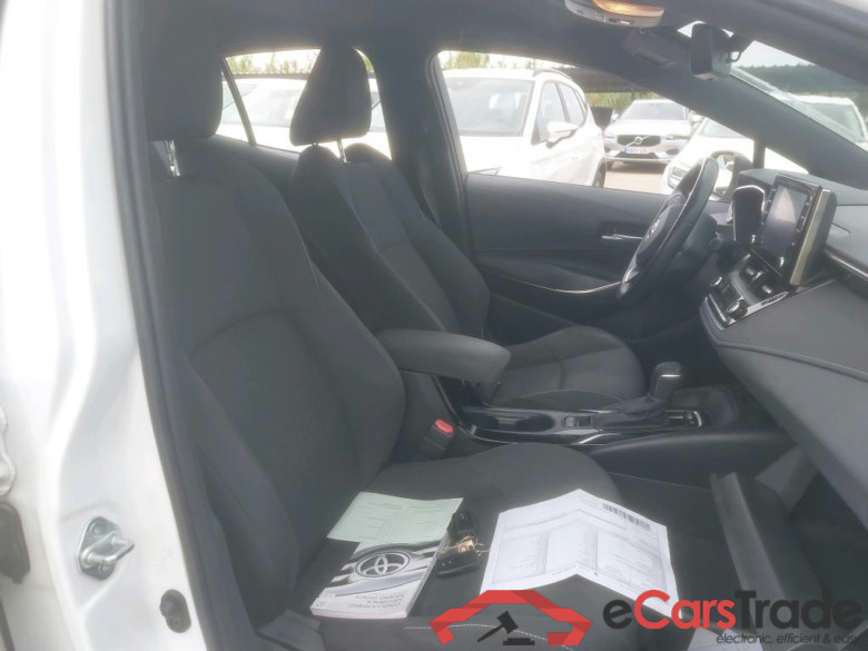 TOYOTA Corolla / 2019 / 5P / berlina con portón 1.8 125H ACTIVE TECH E-CVT (CX) #6