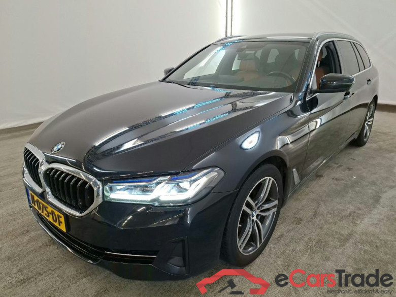 BMW 5 Serie Touring 520iA High Executive 5d + BMW Laserlight, BMW Edition Plus Pack