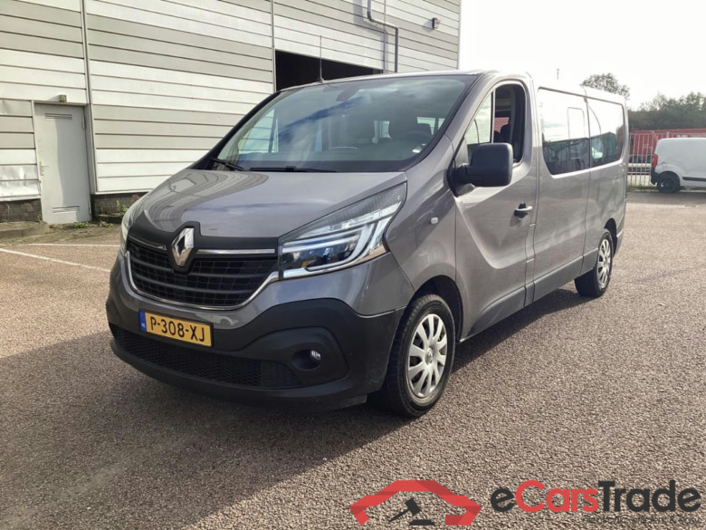 RENAULT TRAFIC PASSENGER 2.0 dCi 120 Gr Int.